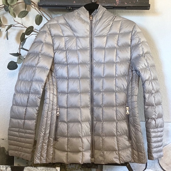 Vince Camuto Jackets & Blazers - Vince Camuto NWOT Hooded Puffer Coat